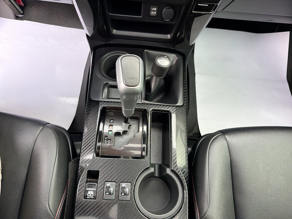 Used 2019 Toyota 4Runner TRD Off-Road Premium AWD/4WD image 27