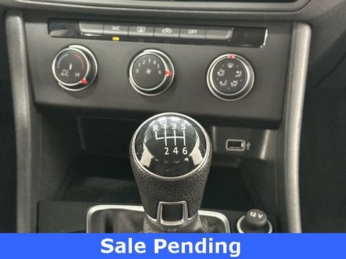 Used 2019 Volkswagen Jetta S image 18