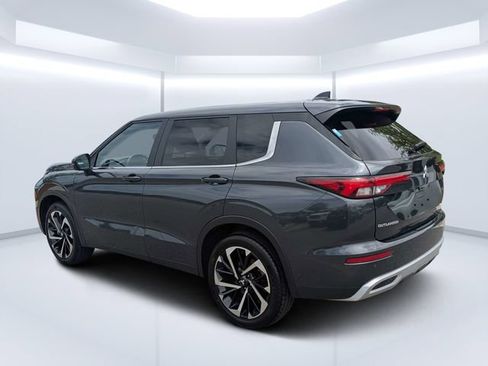 Used 2024 Mitsubishi Outlander SE FWD image 5