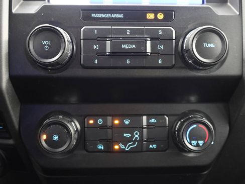 Used 2022 Ford F250 XL w/ STX Appearance Package image 47