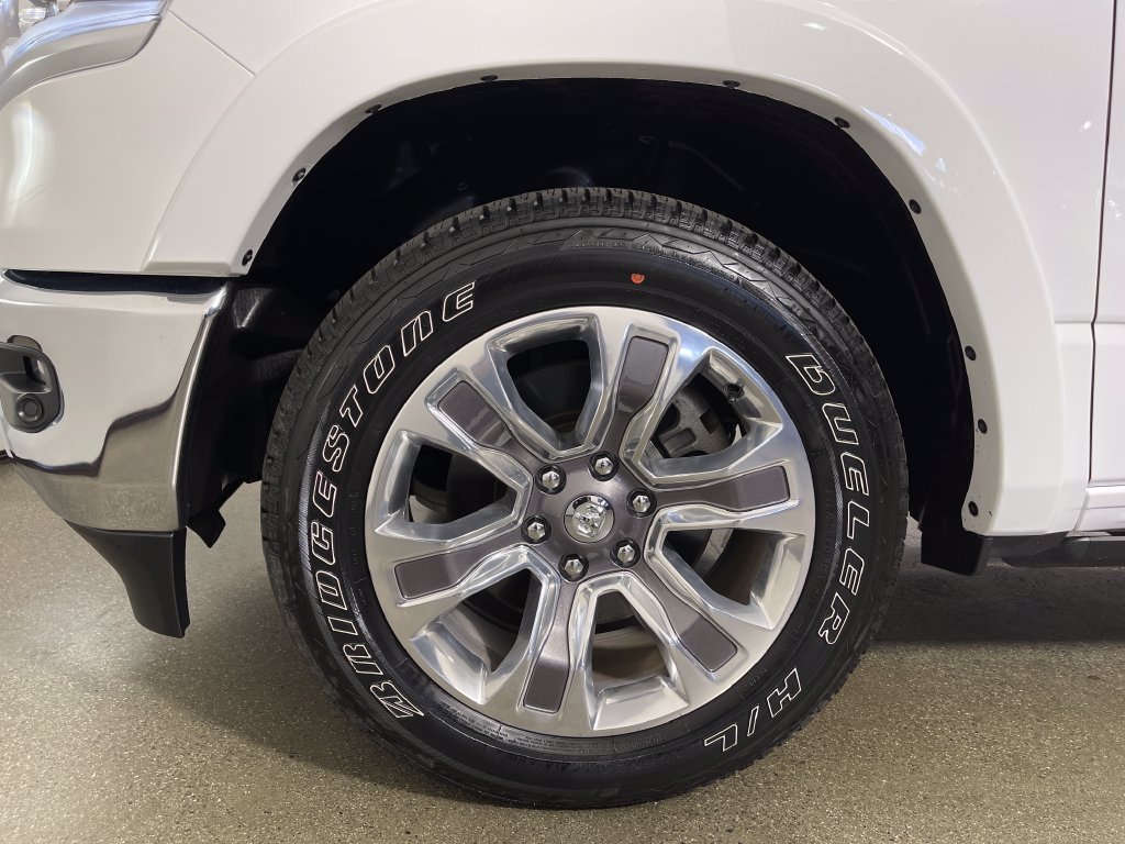 Used 2023 RAM 1500 Limited AWD/4WD image 11
