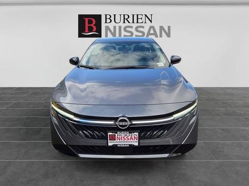 New 2026 Nissan Sentra SV w/ SV Convenience Package FWD image 2