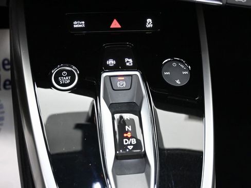 Used 2023 Audi Q4 e-tron Premium w/ Convenience Package image 29