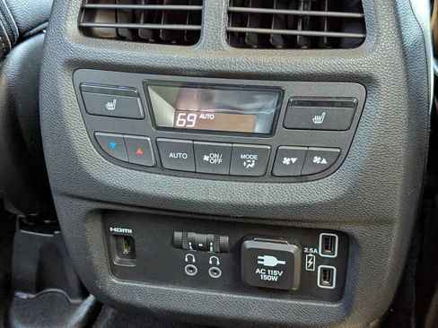 Used 2021 Honda Pilot Elite image 30