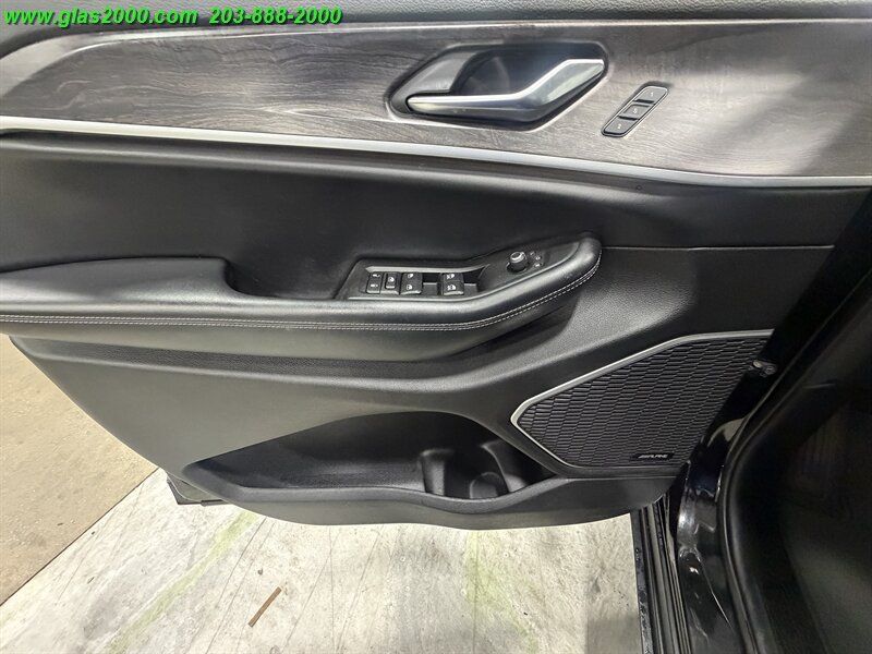 Used 2021 Jeep Grand Cherokee L Limited AWD/4WD image 31