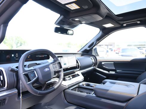 New 2027 Ford Expedition Tremor w/ Driver's Package AWD/4WD image 19