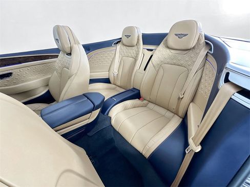 Used 2022 Bentley Continental GT image 26