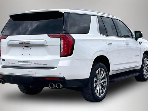 Used 2021 GMC Yukon Denali w/ Advanced Technology Package AWD/4WD image 5