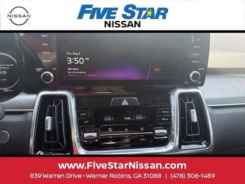 Used 2023 Kia Sorento SX AWD/4WD image 6