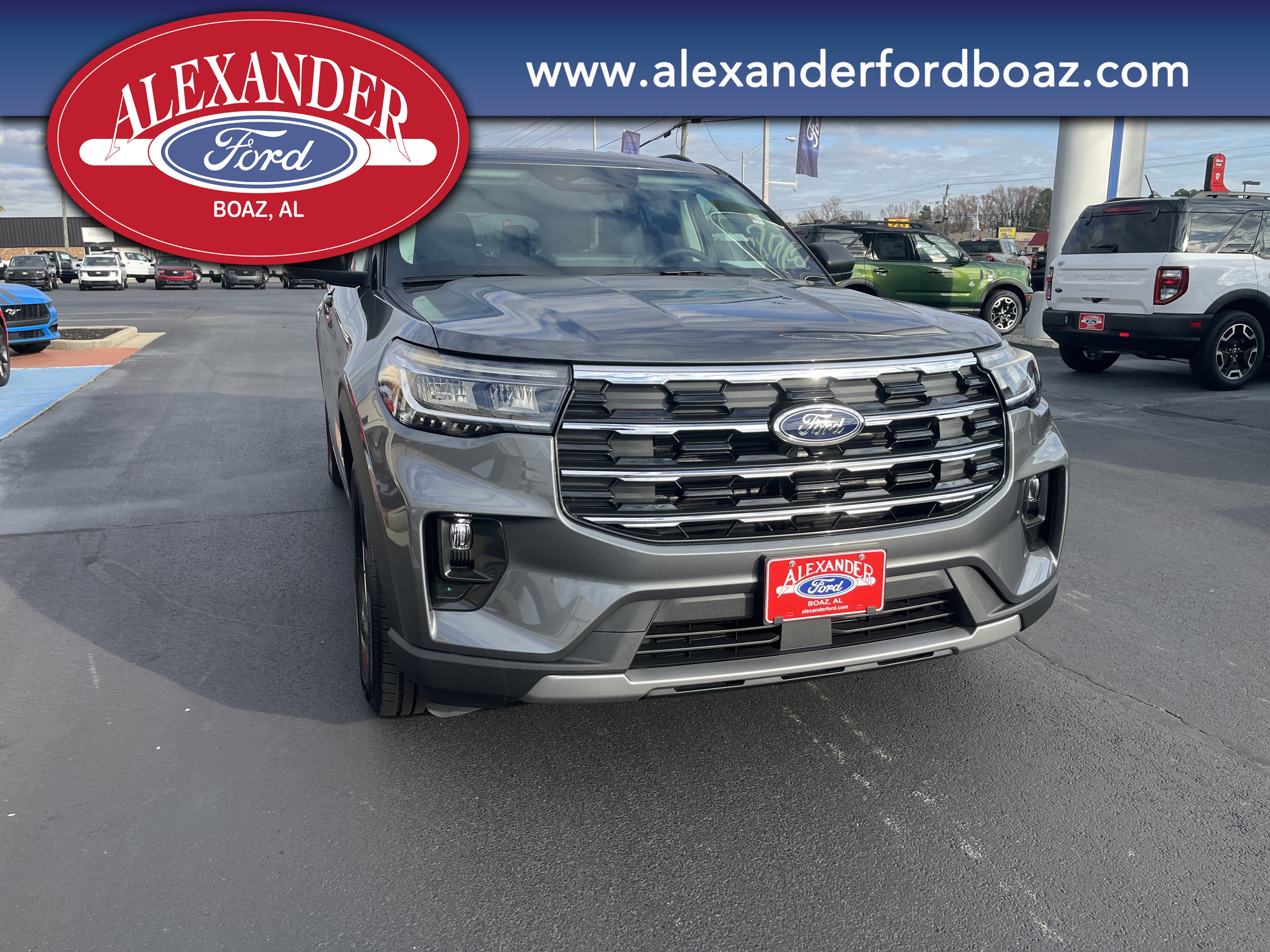 New 2026 Ford Explorer Active w/ Active Comfort Package RWD image 5