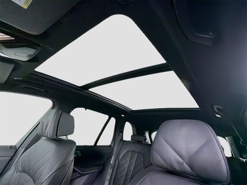 New 2026 BMW X5 xDrive40i w/ M Sport Package image 15