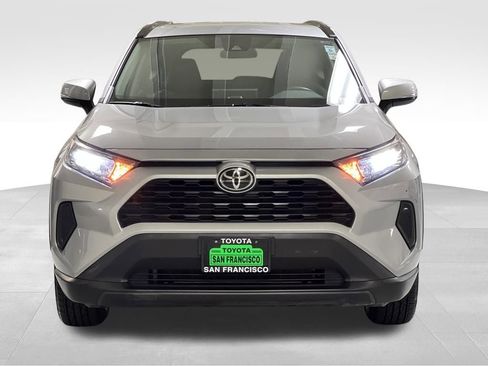 Used 2021 Toyota RAV4 LE image 8