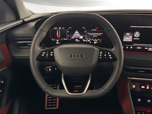 Used 2025 Audi SQ5 Prestige w/ Prestige Package AWD/4WD image 20