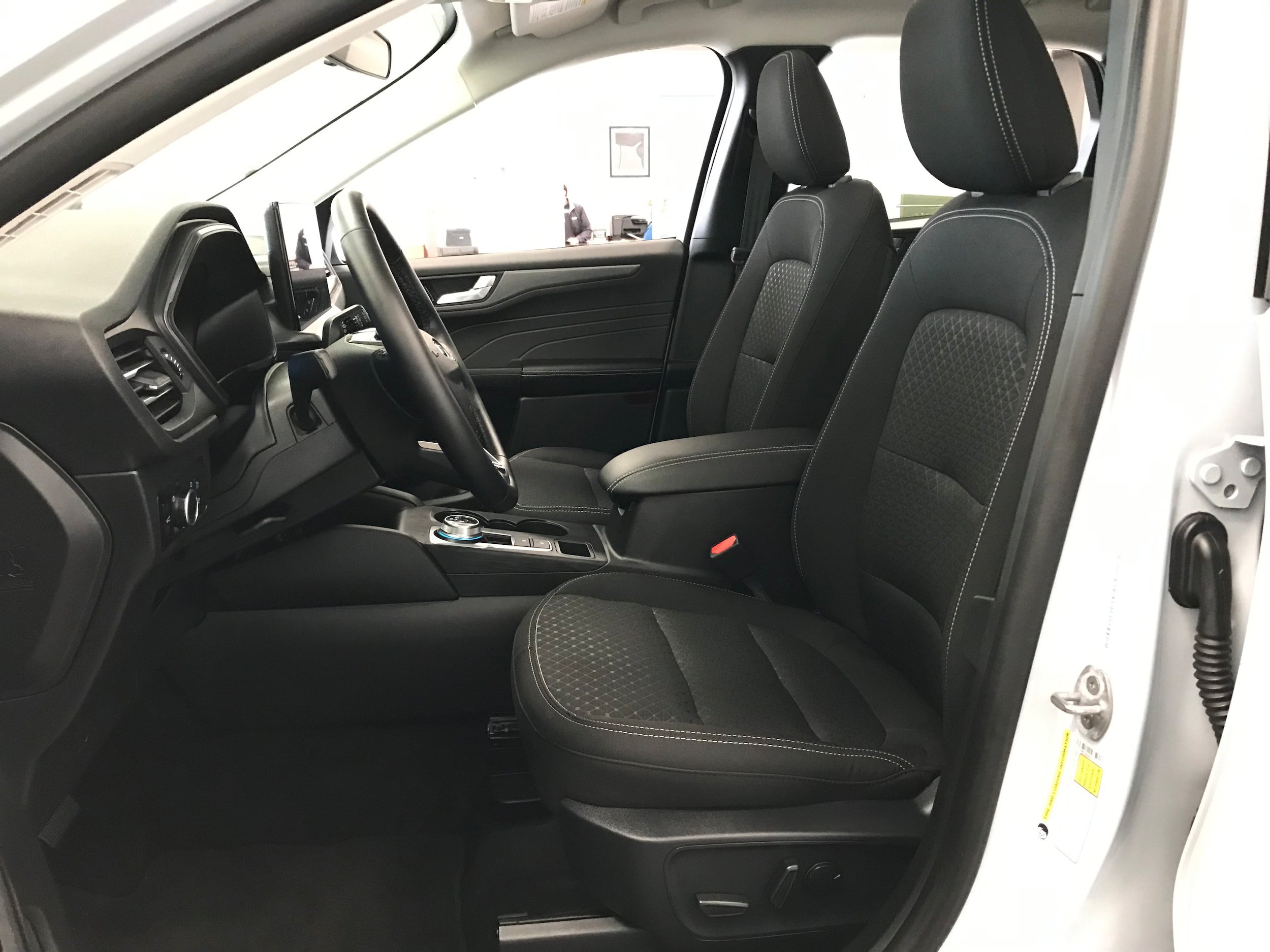 Used 2026 Ford Escape Active w/ Active Premium Tech Pack AWD/4WD image 16