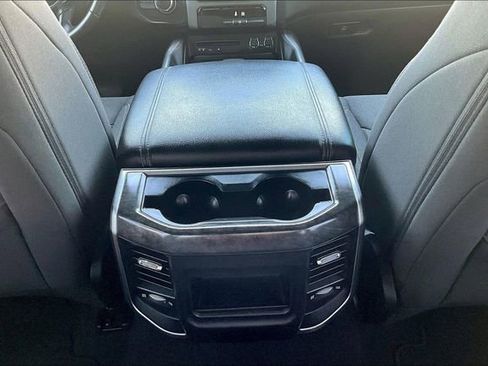 Used 2019 RAM 1500 Big Horn RWD image 12