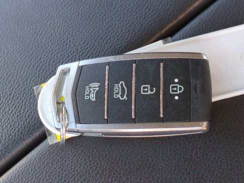 Used 2018 Genesis G80 3.8 w/ Option Group 02 image 36