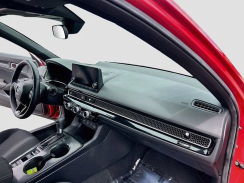Used 2025 Honda Civic Sport image 22