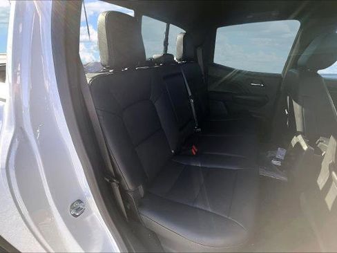 New 2026 GMC Canyon Elevation w/ Convenience Package image 9