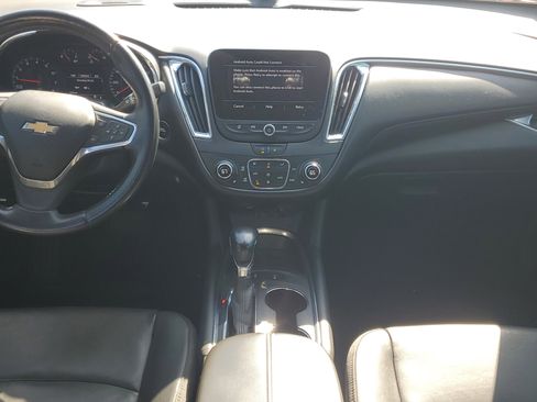 Used 2021 Chevrolet Malibu LT w/ Leather Package image 15