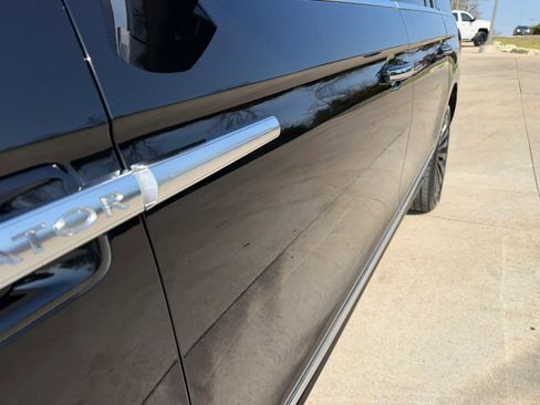 Used 2018 Lincoln Navigator L Reserve w/ Technology Package image 76