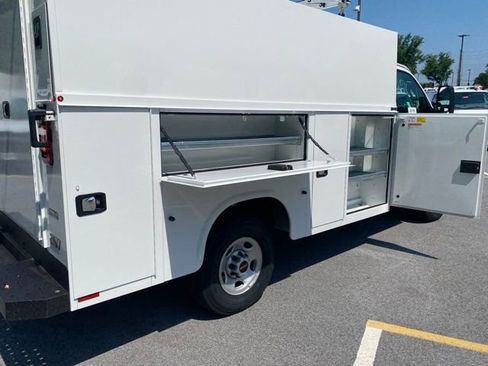 New 2024 GMC Savana 3500 w/ Power Convenience Package image 13