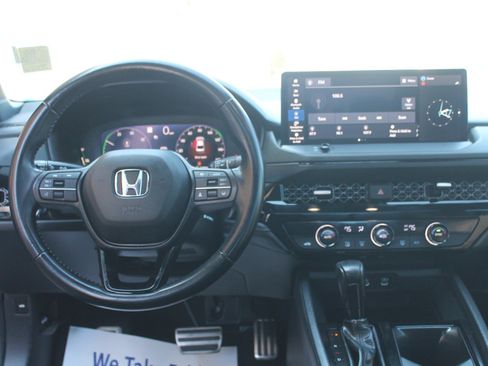 Used 2023 Honda Accord Sport image 18