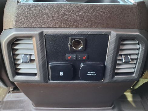 Used 2019 Ford F450 Limited image 17