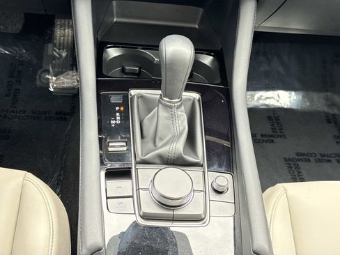 Used 2024 MAZDA MAZDA3 s image 7