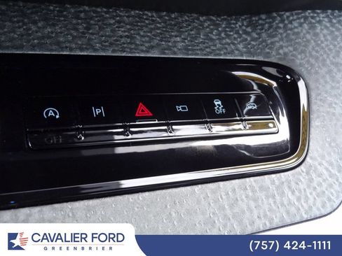 Certified 2025 Ford Expedition Tremor AWD/4WD image 42