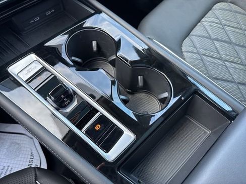 Certified 2025 Volkswagen Atlas SEL Premium R-Line image 20