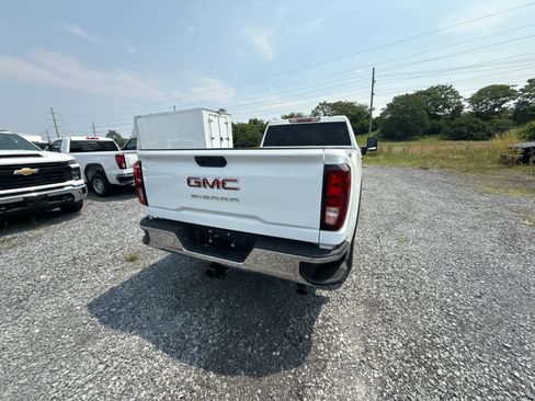 New 2026 GMC Sierra 2500 Pro w/ Convenience Package AWD/4WD image 19