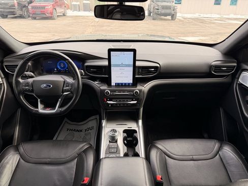 Used 2020 Ford Explorer ST w/ ST Street Pack image 22