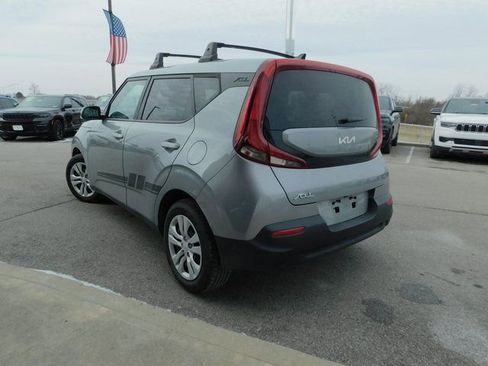 Used 2022 Kia Soul LX FWD image 25