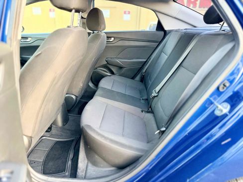 Used 2019 Hyundai Accent SE FWD image 15