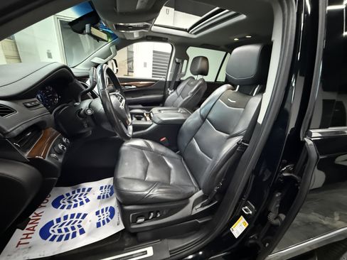 Used 2019 Cadillac Escalade Luxury image 13