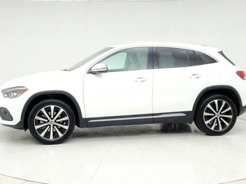 Used 2023 Mercedes-Benz GLA 250 w/ Premium Package image 8