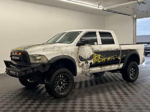 Used 2013 RAM 1500 Classic SLT w/ SLT Plus D￩cor Group image 1