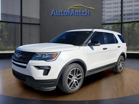 Used 2018 Ford Explorer Sport w/ Equipment Group 401A AWD/4WD image 4