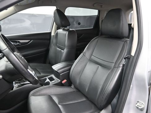 Used 2018 Nissan Rogue SL FWD image 15
