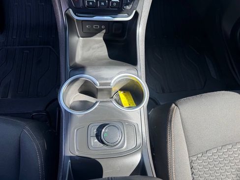 Used 2020 GMC Terrain SLE FWD image 36
