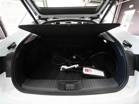 Used 2026 Toyota Prius Plug-In Hybrid w/ Limited Premium Package image 27