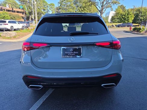 New 2026 Mercedes-Benz GLC 300 image 4