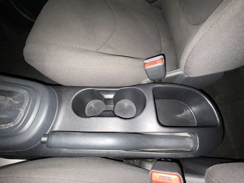 Used 2013 Kia Soul FWD image 19