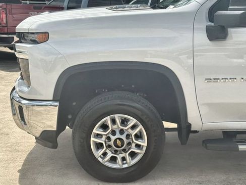 Certified 2025 Chevrolet Silverado 2500 LT w/ Convenience Package AWD/4WD image 32