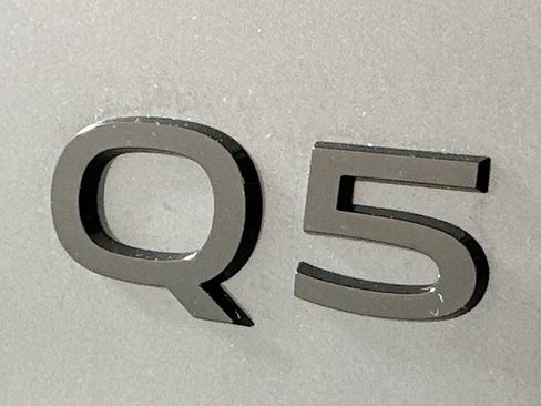 New 2025 Audi Q5 Premium image 10