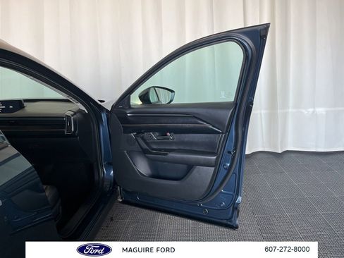Used 2023 MAZDA CX-50 AWD 2.5 S w/ Premium Plus Pkg image 22
