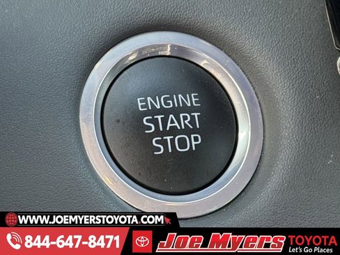 Used 2024 Toyota Highlander LE image 22