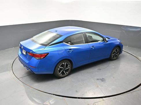 Used 2024 Nissan Sentra SV FWD image 38