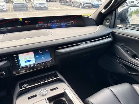 New 2025 Lincoln Navigator Reserve w/ Jet Appearance Package image 15