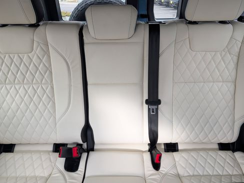 New 2026 INEOS Grenadier image 15